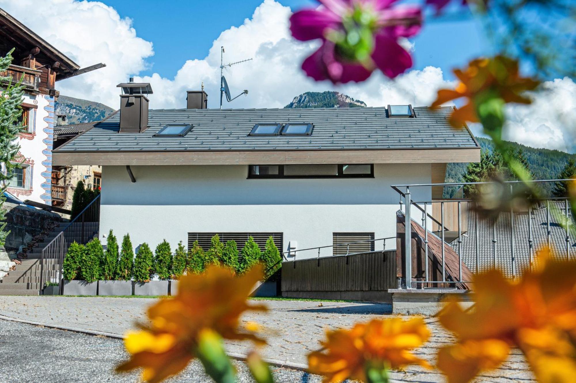 Apartments Dami Ortisei Exterior photo